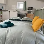 Face Au Canal Du Midi